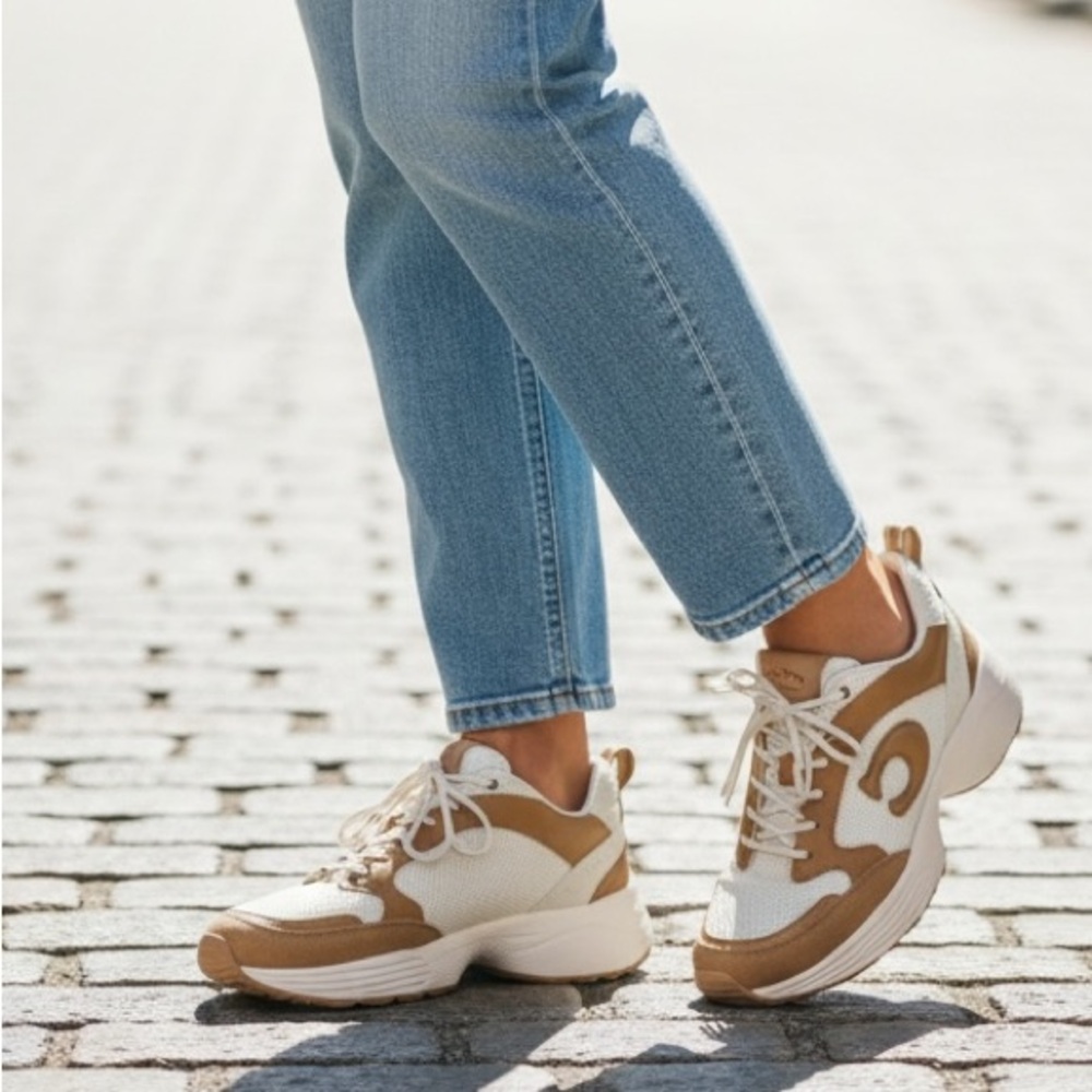 Coach EUC Light Saddle and Chalk Sneakers